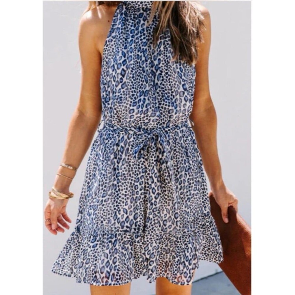 VICI / LEOPARD SLEEVELESS MOCK NECK RUFFLE TIE WAIST